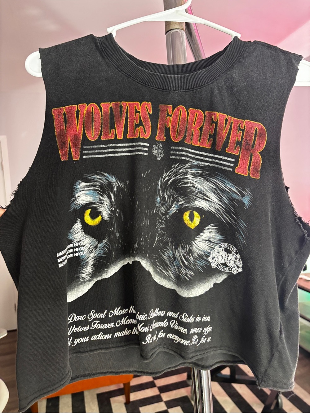Wolves Forever Black Graphic muscle Crop Tank Darc Sport